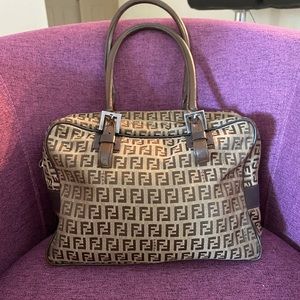 fendi borsa due maniglie zucchino/toro clutch bag